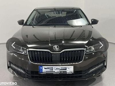 Culoaremaro Utilizat 2021 Skoda Superb Style Hatchback | 17.000 EUR (Preț bun)