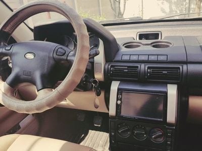 Land Rover Freelander 2
