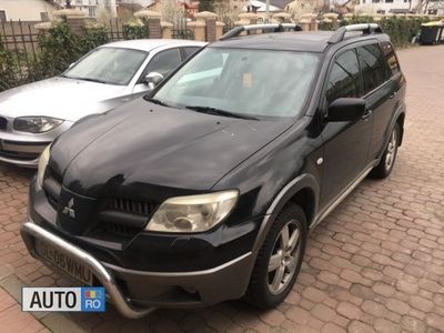 Second-hand Mitsubishi Outlander 165 CP (121 kW) 2005 Negru SUV