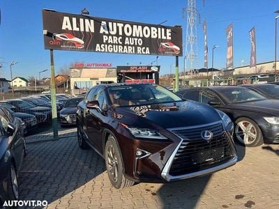 Second-hand Lexus RX450h Luxury Line 313 CP (230 kW) 2018 Culoaremaro SUV