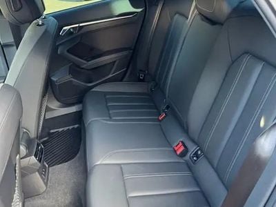 Utilizat 2022 Audi A3 | 33.000 EUR (Scump)
