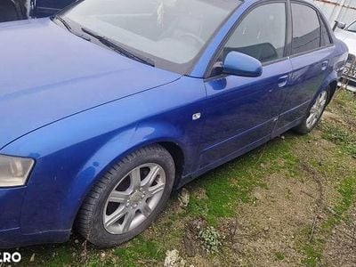 Culoarealbastru Second-hand 2004 Audi A4 Berlinǎ | 1.000 EUR (Super Preț)
