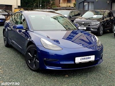 Culoarealbastru Utilizat 2021 Tesla Model 3 Berlinǎ | 28.980 EUR (Preț OK)