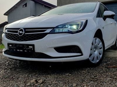Alb Utilizat 2019 Opel Astra Business Break | 9.790 EUR (Puțin scump)