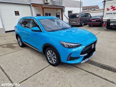 MG HS