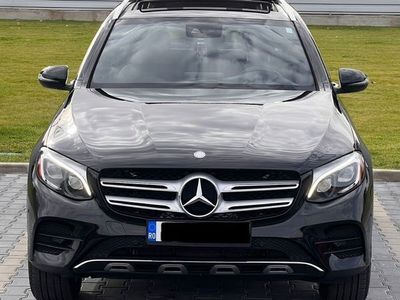 Mercedes GLC300