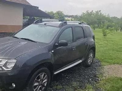 Gri Second-hand 2016 Dacia Duster Prestige SUV | 12.300 EUR (Scump)