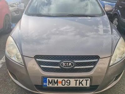 Utilizat 2007 Kia Ceed Hatchback | 2.800 EUR