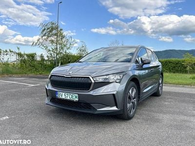Gri Utilizat 2024 Skoda Enyaq iV SUV | 33.999 EUR (Preț OK)