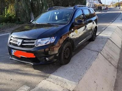 Negru Utilizat 2015 Dacia Logan MCV Break | 5.000 EUR (Puțin scump)