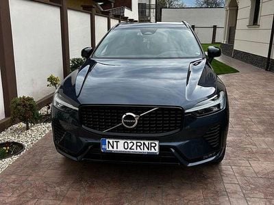 Second-hand Volvo XC60 Ultimate 197 CP (144 kW) 2021 Culoarealbastru SUV