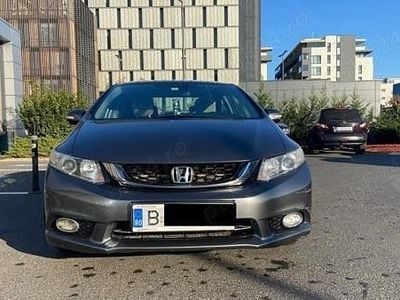 Second-hand Honda Civic 142 CP (104 kW) 2015 Gri Berlinǎ