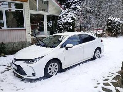 Second-hand Toyota Corolla Hybrid 122 CP (89 kW) 2022 Alb Berlinǎ
