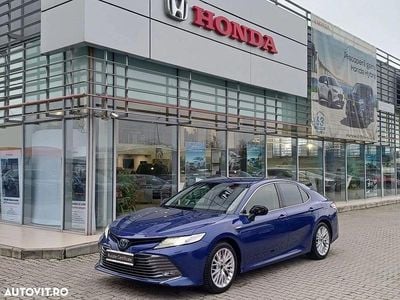 Culoarealbastru Utilizat 2020 Toyota Camry Berlinǎ | 28.989 EUR (Preț OK)
