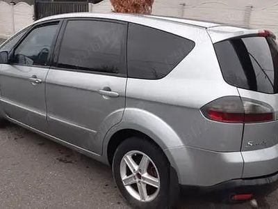 Utilizat 2008 Ford S-MAX S Monovolum | 1.950 EUR (Preț bun)