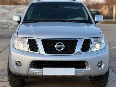 Culoaregri Second-hand 2012 Nissan Pathfinder SUV | 12.950 EUR