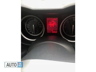 Second-hand Alfa Romeo 159 120 CP (88 kW) 2010 Verde Cabrio