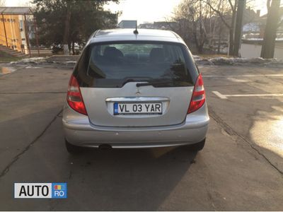 Second-hand Mercedes A200 140 CP (102 kW) 2004 Argintiu Hatchback