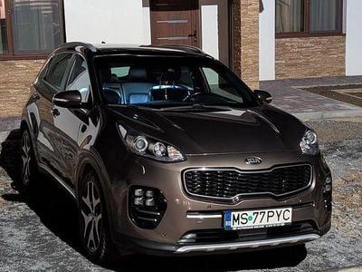 Second-hand Kia Sportage GT-Line 185 CP (136 kW) 2016 Culoaremaro SUV