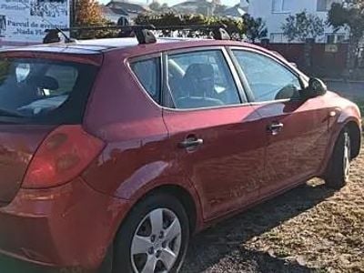 Utilizat 2007 Kia Ceed Hatchback | 1.050 EUR
