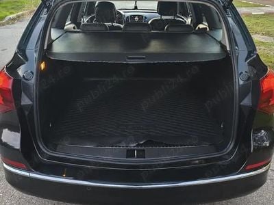 Negru Utilizat 2014 Opel Astra Sport Break | 5.000 EUR