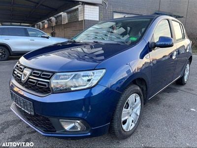 Second-hand Dacia Sandero Comfort 73 CP (53 kW) 2019 Culoarealbastru