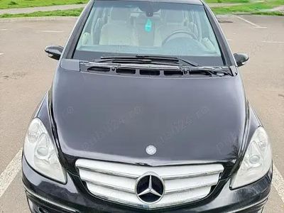 Utilizat 2006 Mercedes B150 Monovolum | 2.100 EUR