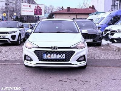 Second-hand Hyundai i20 Pure 84 CP (61 kW) 2020 Culoarealb Hatchback