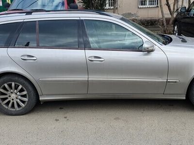 Mercedes E220