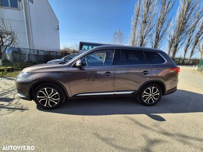 second-hand Mitsubishi Outlander 2.2 Litre DI-D AWD Instyle Aut.