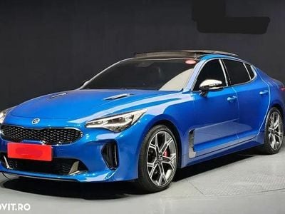 Second-hand Kia Stinger 245 CP (180 kW) 2019 Culoarealbastru Hatchback