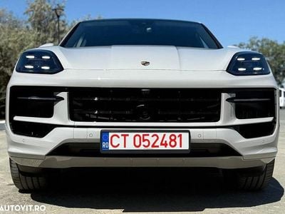 Culoarealb Nouă 2025 Porsche Cayenne Coupe Coupe | 133.100 EUR
