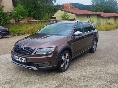 Utilizat 2015 Skoda Octavia Scout Scout 4x4 Break | 11.990 EUR