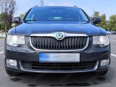 Culoaremaro Utilizat 2011 Skoda Superb Elegance Break | 9.000 EUR (Scump)