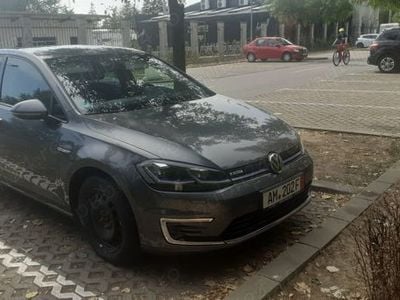 VW e-Golf