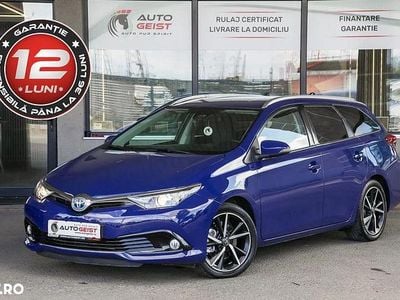 Second-hand Toyota Auris Hybrid 99 CP (72 kW) 2017 Culoarealbastru Break