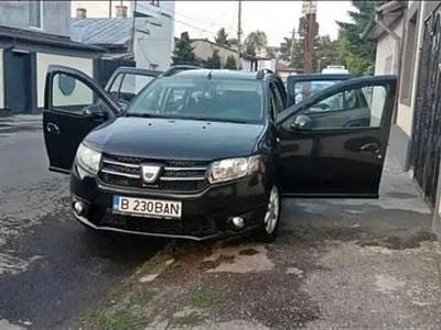 Second-hand Dacia Logan MCV 66 CP (48 kW) 2014