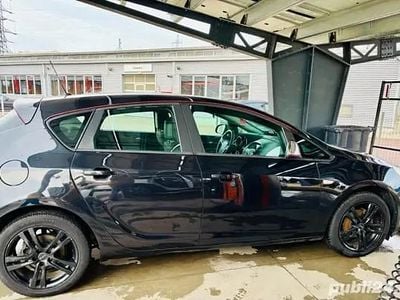 Utilizat 2015 Opel Astra Hatchback | 6.550 EUR (Preț OK)
