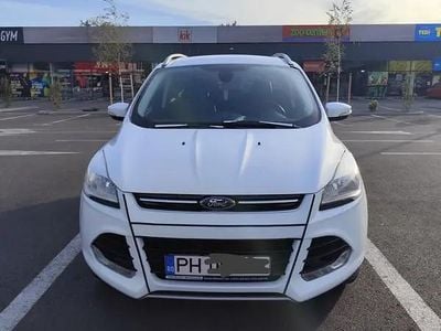 Alb Utilizat 2014 Ford Kuga SUV | 8.800 EUR (Preț OK)