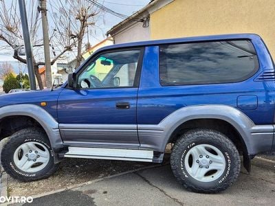 Second-hand Toyota Land Cruiser 163 CP (119 kW) 2000 Culoarealbastru SUV