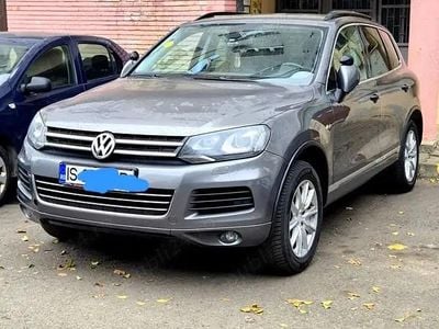 Gri Utilizat 2012 VW Touareg SUV | 10.500 EUR