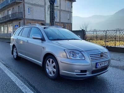 second-hand Toyota Avensis 2.0 D4D S/W