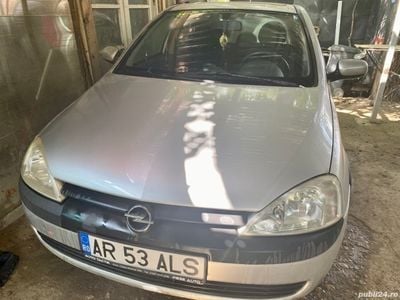 Second-hand Opel Corsa 44 CP (32 kW) 2001 Coupe