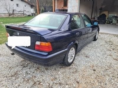 Second-hand BMW 320 110 CP (80 kW) 1993 Berlinǎ