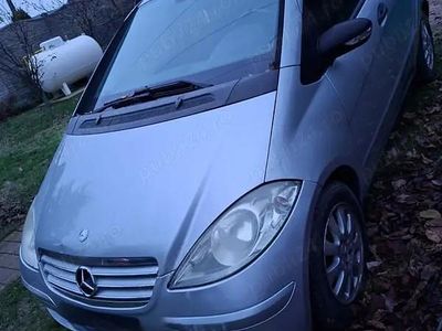 Second-hand Mercedes A160 120 CP (88 kW) 2009 Argintiu Hatchback
