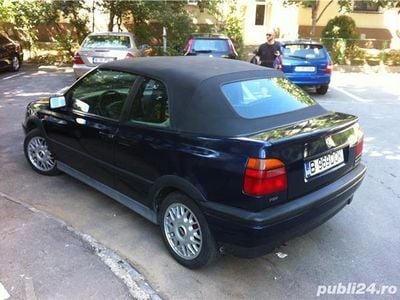 Second-hand VW Golf III 90 CP (66 kW) 1996 Albastru Cabrio