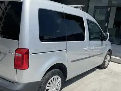 Utilizat 2016 VW Caddy Monovolum | 12.000 EUR (Scump)