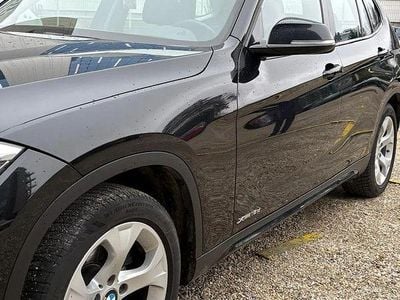 Second-hand BMW X1 Sport Line 143 CP (105 kW) 2015 Culoarenegru SUV