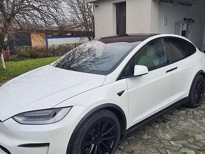 Second-hand Tesla Model X 14 kW (20 CP) 2022 Culoarealb SUV