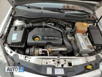 Second-hand Opel Astra 101 CP (74 kW) 2004 Gri Hatchback